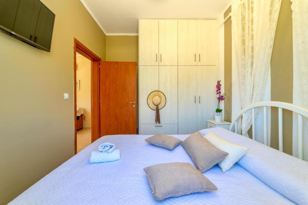 Emmanuela House With Garden & Sea View - Triopetra Apartment Exterior photo